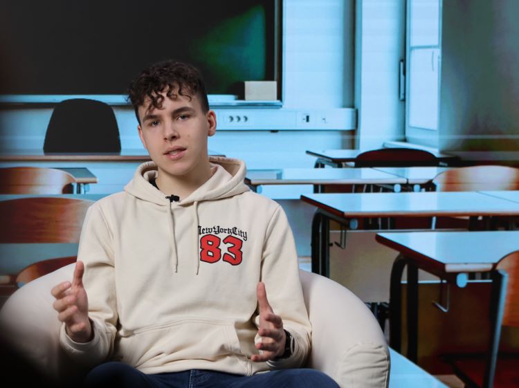 Jon Kanjir, samostojni podjetnik in študent: “Nova šola in okolje sta lahko odskočna deska za nove prijatelje, hobije in možnosti” (video)