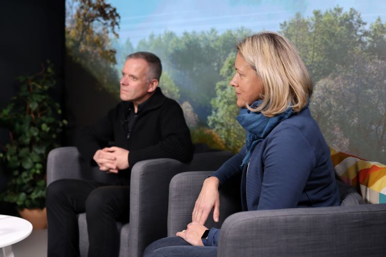 Nina Zupančič Križnar in Janez Cerar: “Hrepenimo po Cerkvi, ki bo varen kraj za vse.” (video)