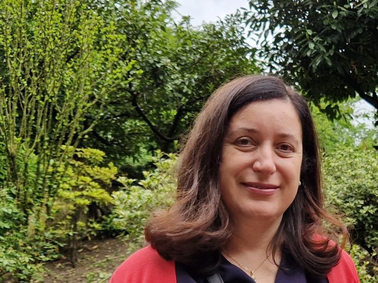 Melita Kordeš Demšar: “Tako pri malčku kot pri najstniku velja – Kar zmore, naj naredi sam!”