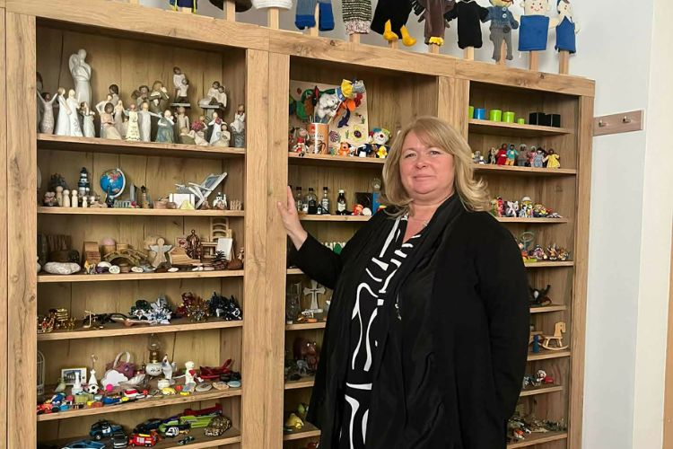 Sanja Obaha Brodnjak: “Mladost lahko pusti močne sledi, a nikoli ne določi dokončne poti.”